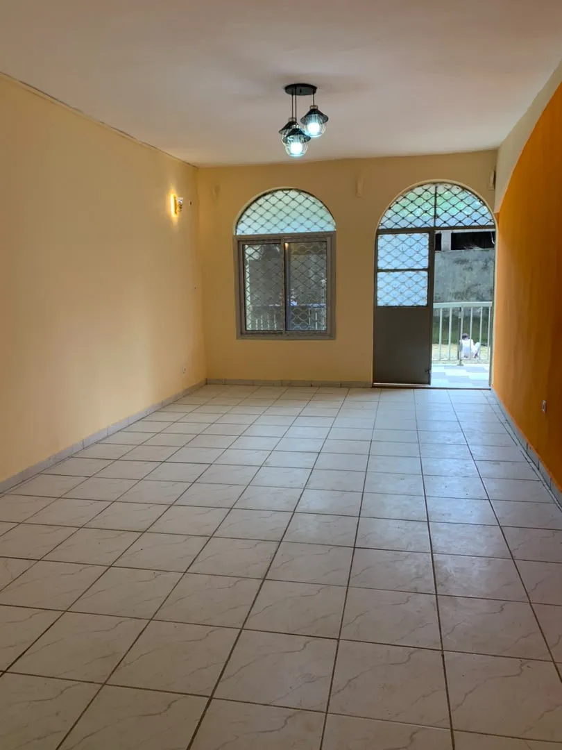 Appartement moderne Bon Standing Logpom Maison Jumelle Lea Group Sarl Cameroun