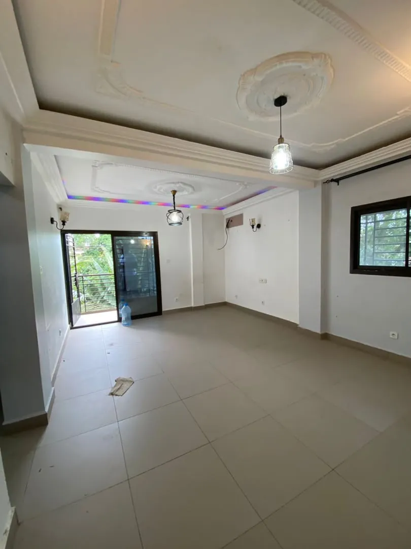 APPARTEMENT SITUE A LOGBESSOU Lea Group Sarl Cameroun