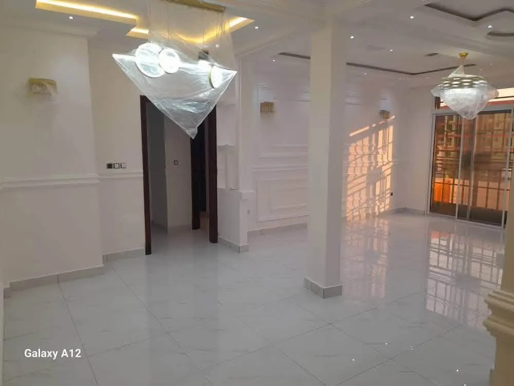 Spacieux Appartement de 3 Chambres Douala Bonapriso Youpwe Marina Lea Group Sarl Cameroun