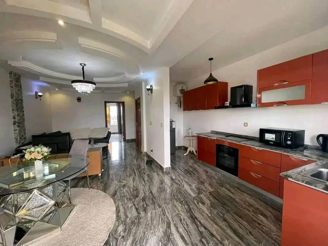 Studio moderne ultra haut standing à louer Bonapriso R+5 — Léa Group au Cameroun