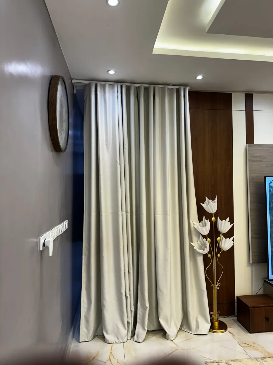 Villa haut standing à vendre nouvellement construit à douala quartier lendi  — Léa Group au Cameroun