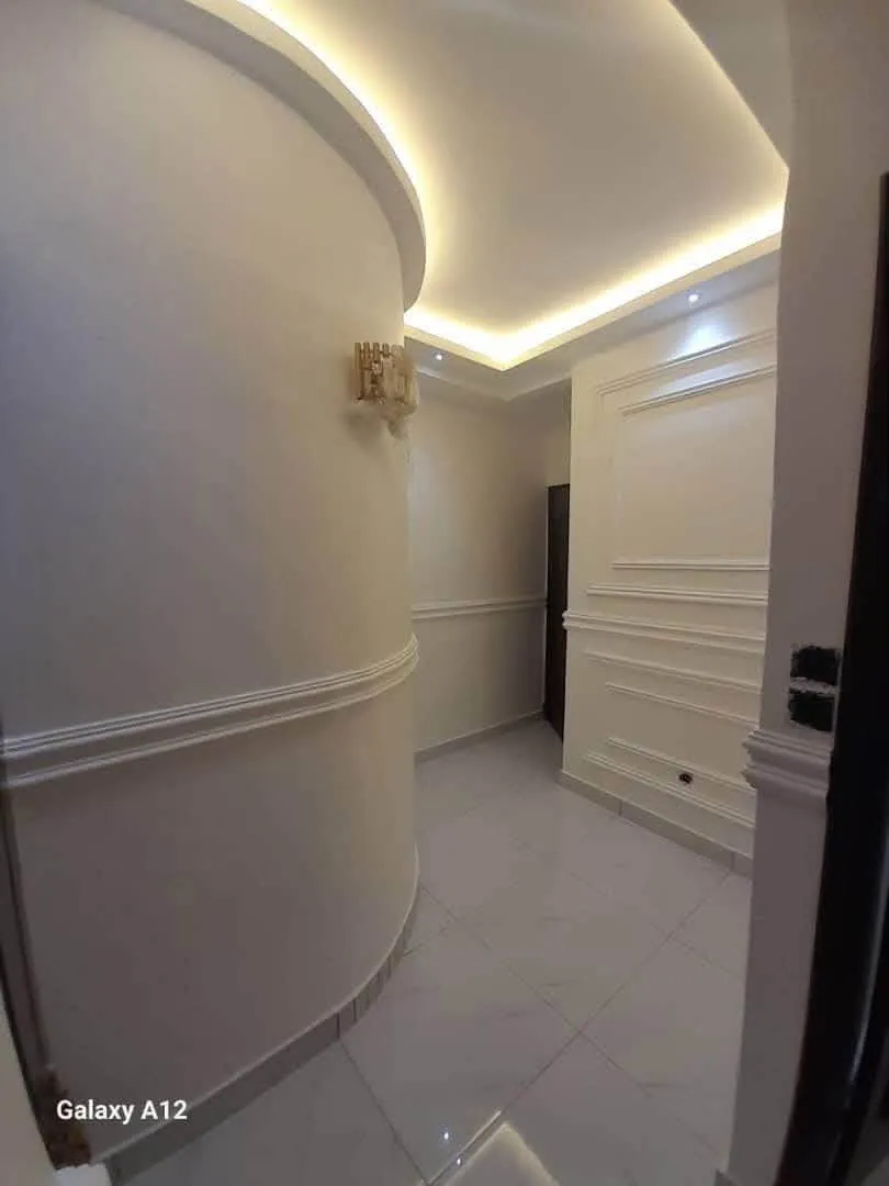 Spacieux Appartement de 3 Chambres Douala Bonapriso Youpwe Marina — Léa Group au Cameroun